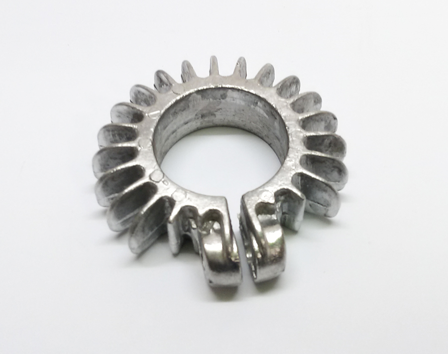 Finned exhaust pipe clamp for 1 1/2 inch pipes