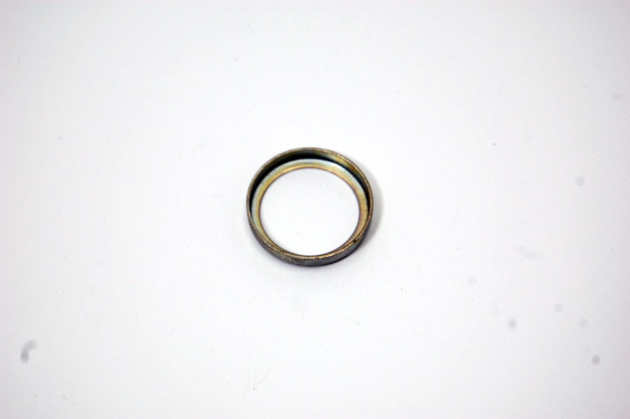 K/START SHAFT SEAL COVER