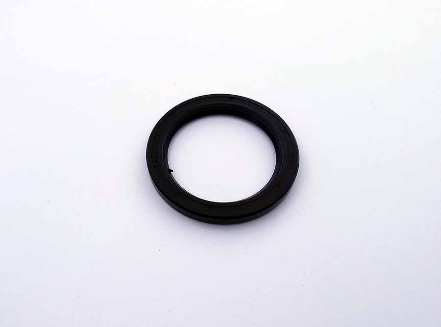 Oil seal sleeve gear 5 speed