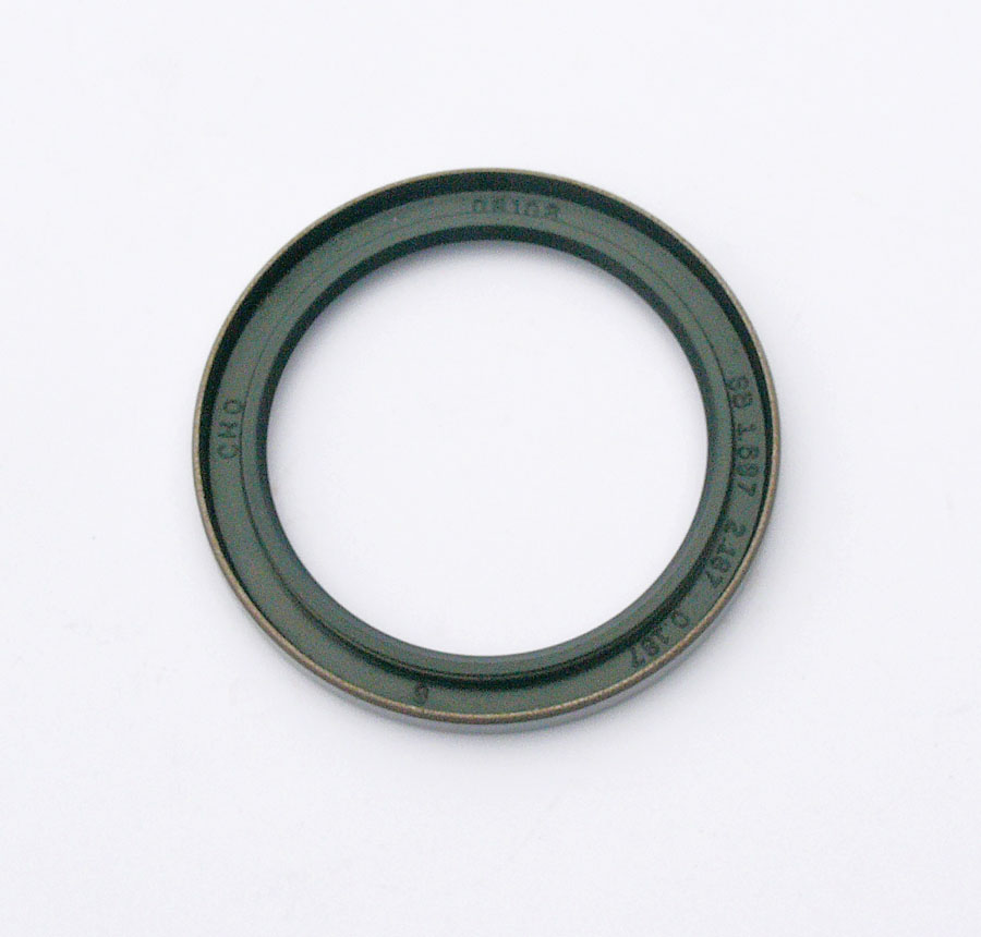 Drive side oil seal Steel cased as original