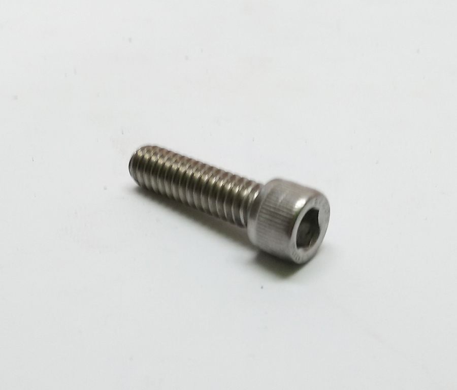 1/4 UNC allan x 7/8 long