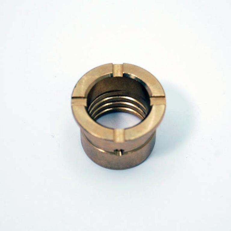 A7 A10 Idler shaft bush with reverse oil scroll