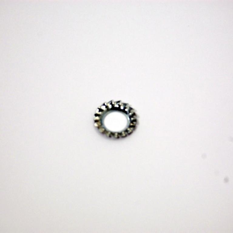 Triumph serated washer for oil pump